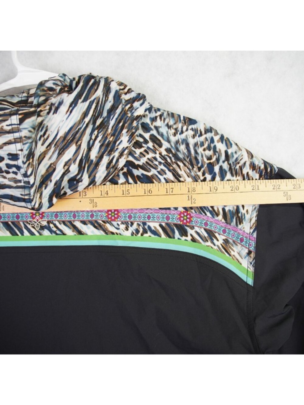 Johnny Was Bee Active Womens Full Zip Jacket Sz Small Leopard & Floral Accents - Picture 7 of 10